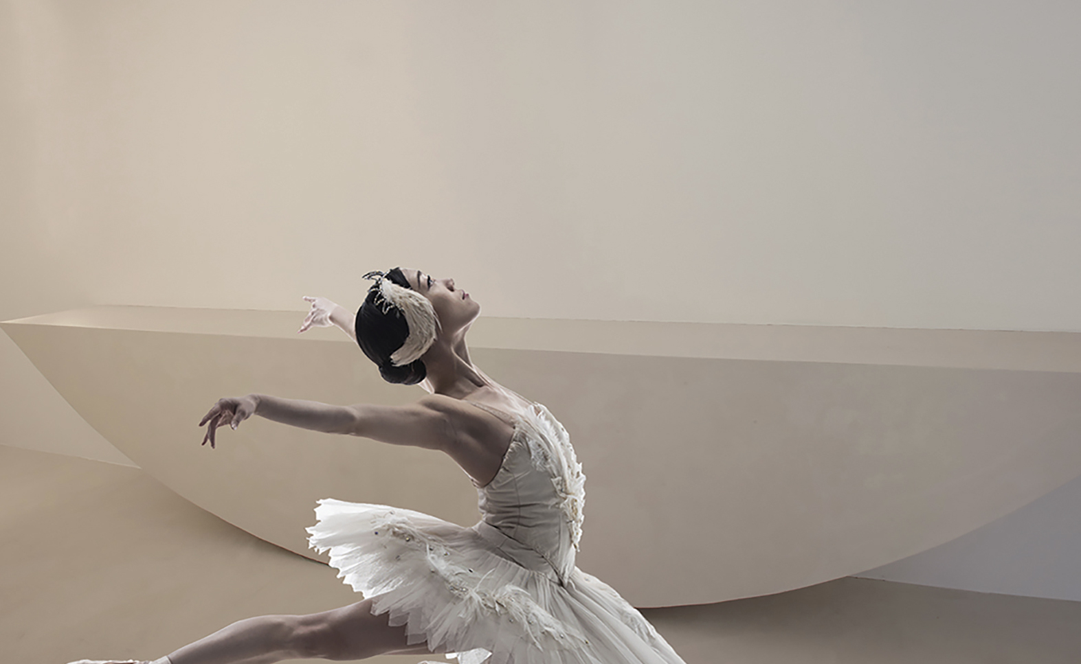 What i did was dance - A family house in Santorini