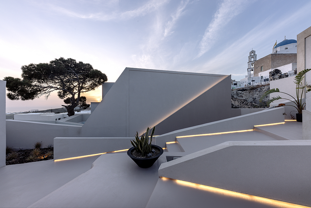 CHAOS IS CALLING - Harmony In Entropy